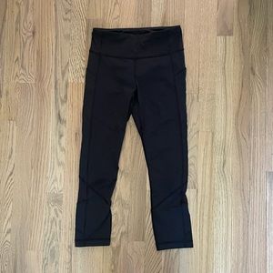 Lululemon Pace Rival Crop sz 4